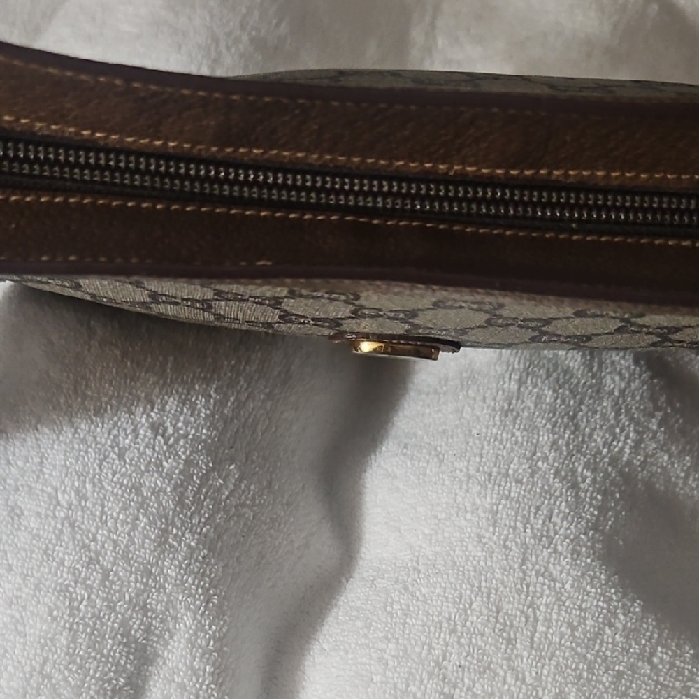 💞💘Gucci Tan and Brown Vintage Monogram Clut Bag - Unisex - Pre-owned❣️🧡 - Picture 5 of 12
